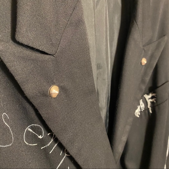 Custom Blazer - Picture 3 of 5